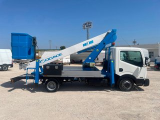 NISSAN NT400 CESTA TELESCOPICA SOCAGE 2018