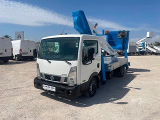 NISSAN NT400 CESTA TELESCOPICA SOCAGE 2018