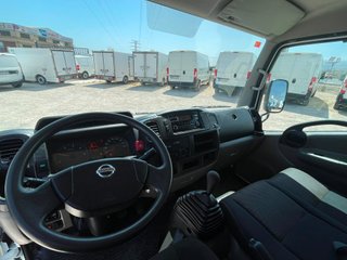 NISSAN NT400 CESTA TELESCOPICA SOCAGE 2018