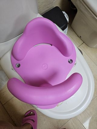 Asiento  baño marca  olmitos