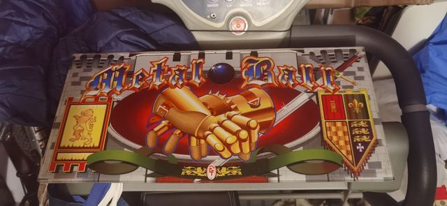 Backglass Metal Ball