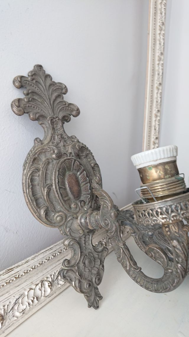 Dos Apliques antiguos de pared