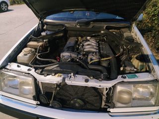 Mercedes-Benz Classe T 1990