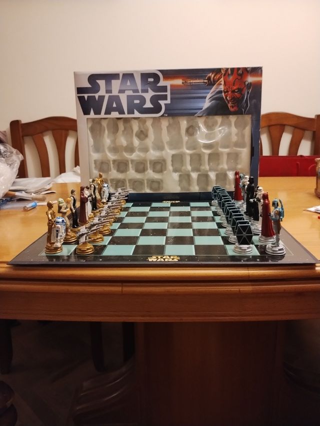 Antigua licorera y vasos vintage