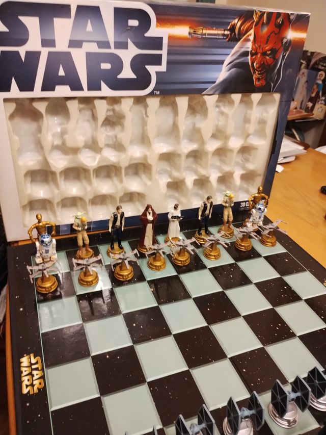 Antigua licorera y vasos vintage