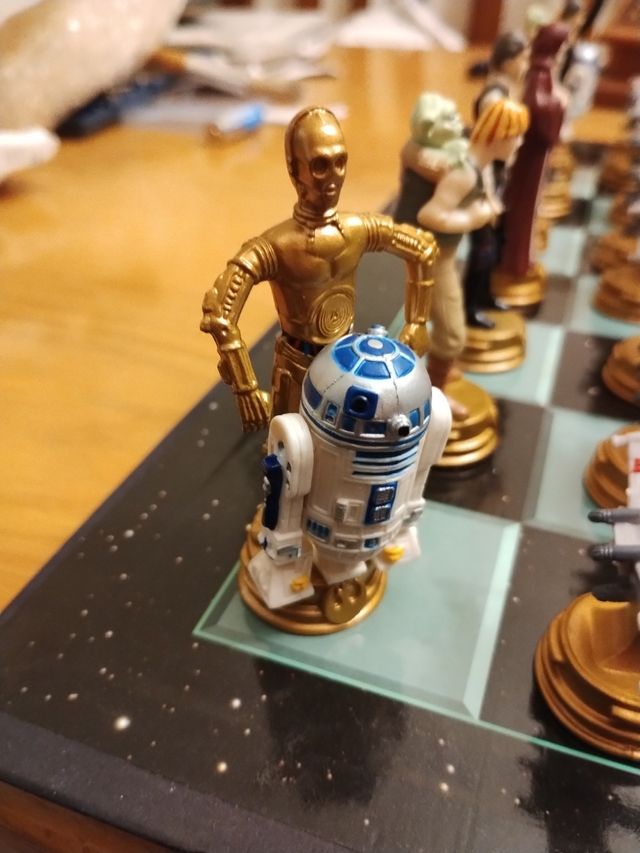 Antigua licorera y vasos vintage