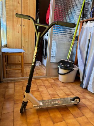 Lote de Patinetes (scooter) y skate