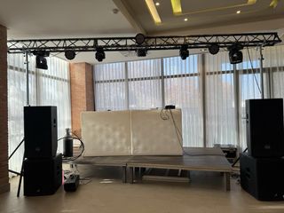 Tarimas/escenario