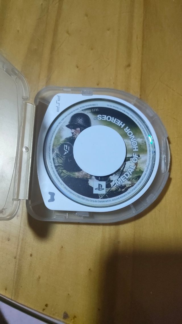 Medal of honor heroes psp