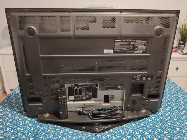 TV 37" Panasonic TH-37PX70EA