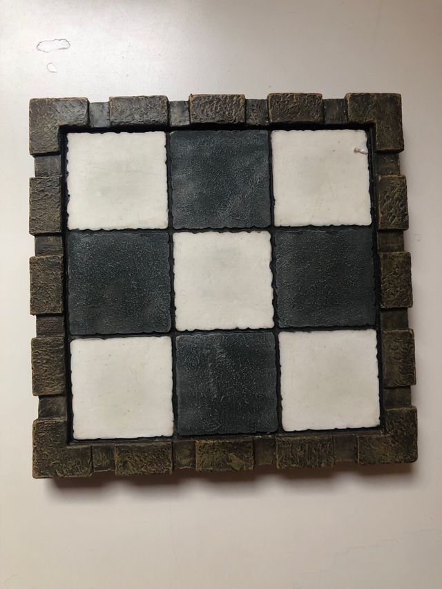 Tre a strisce medievali dipinte a mano