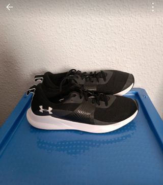Under Armour UA ..charged Aurora ,T-39
