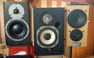 2 JBL 4401 Control Monitor