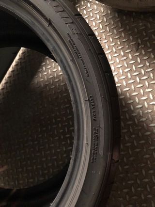Neumaticos 305/30 ZR 19 102Y