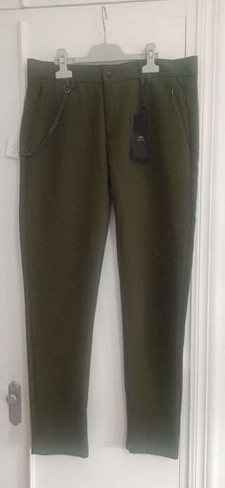 Pantalón de hombre talla 40 por 10€