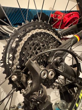 Bicicleta  nueva SILVERBACK SOLA 2  casi nueva