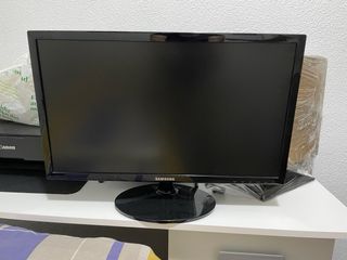 Ordenador y monitor