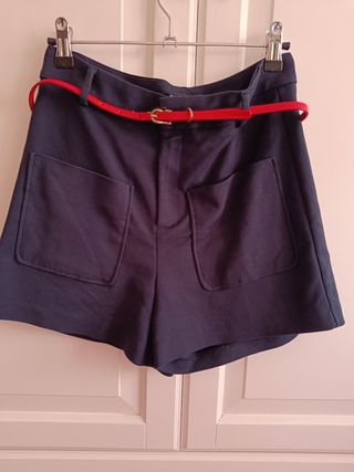 6€ Pantalón. Cintura alta T.38