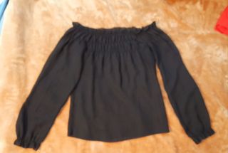REBAJA BLUSA NEGRA ZARA S/M HOMBROS DESCUBIERTOS