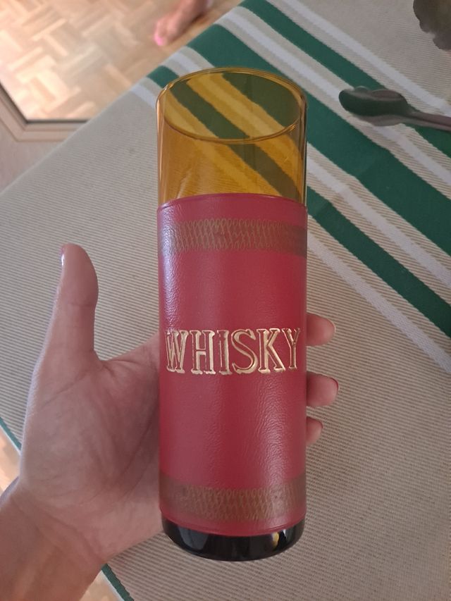 Servicio whisky vintage