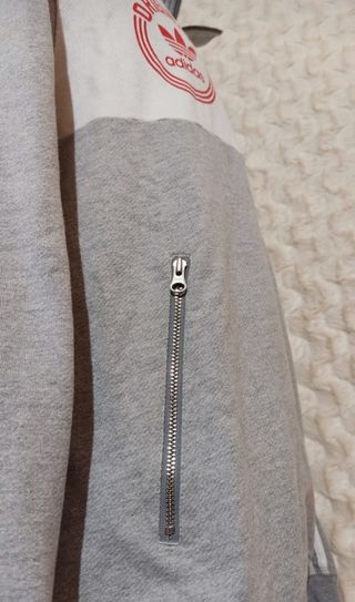 Chaqueta Adidas Originals talla M como nueva