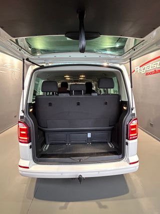 Volkswagen Multivan Highline 2.0 TDI 2015