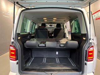 Volkswagen Multivan Highline 2.0 TDI 2015