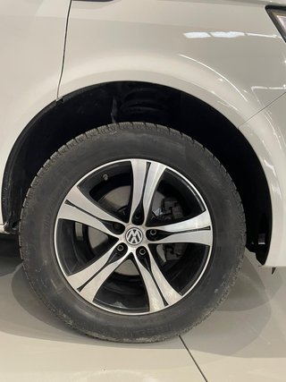 Volkswagen Multivan Highline 2.0 TDI 2015