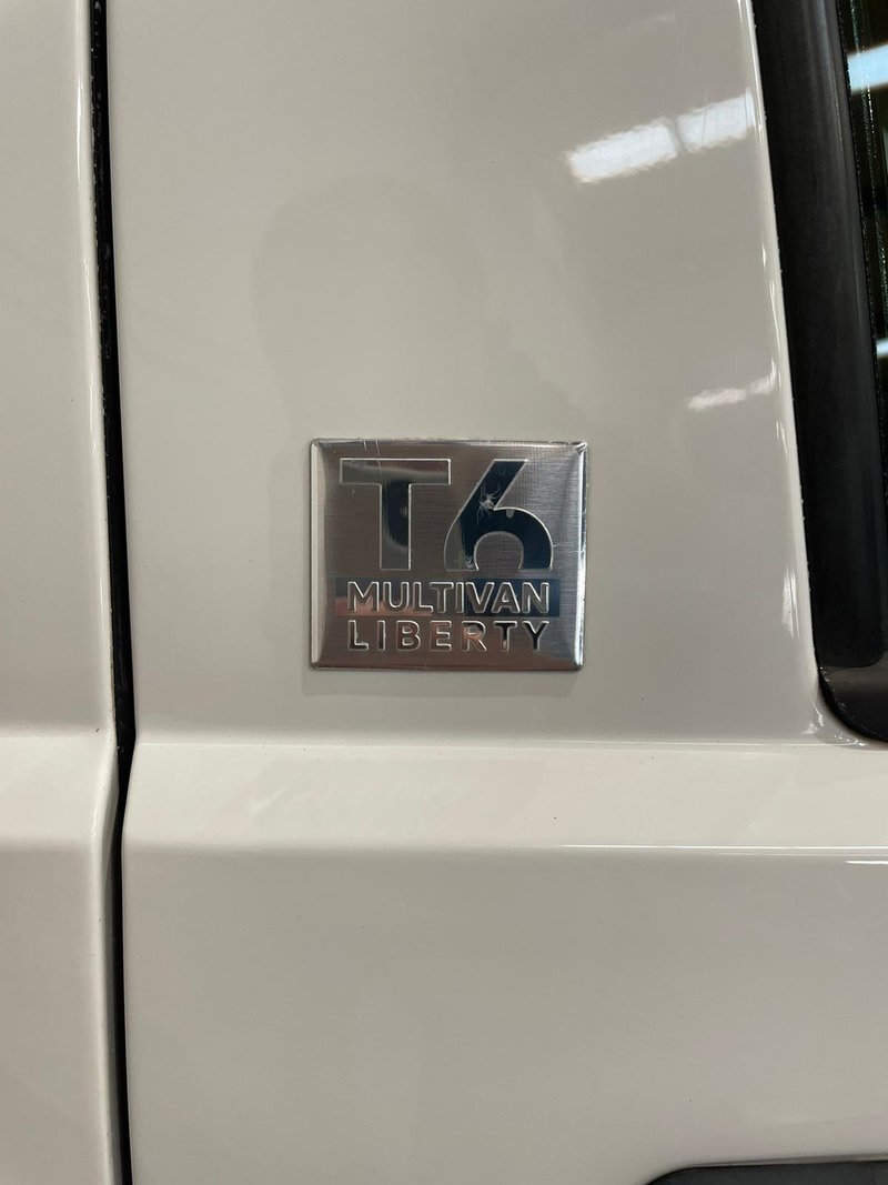 Volkswagen Multivan 2015, foto 10