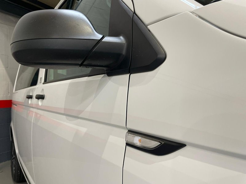 Volkswagen Multivan 2015, foto 18