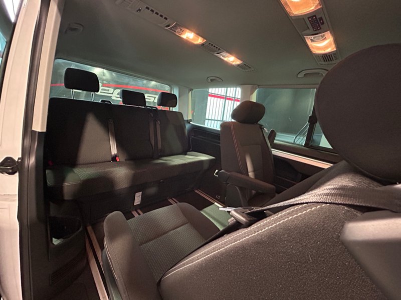Volkswagen Multivan 2015, foto 20