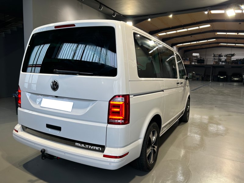 Volkswagen Multivan 2015, foto 23