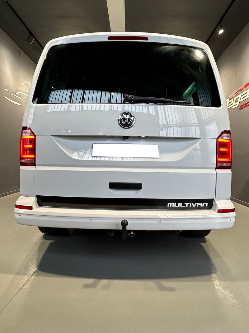 Volkswagen Multivan 2015, foto 25