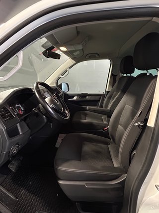 Volkswagen Multivan Highline 2.0 TDI 2015