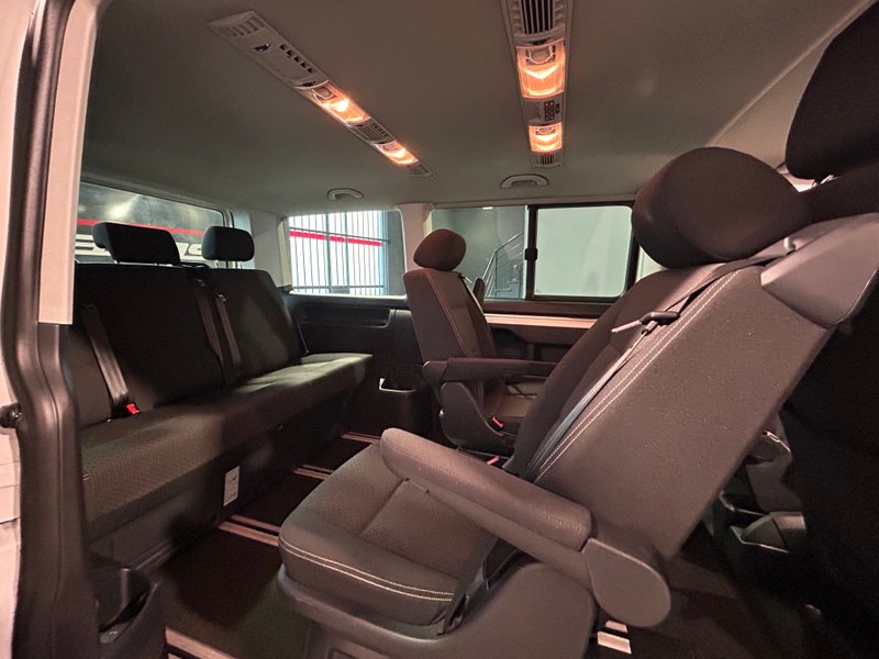 Volkswagen Multivan 2015, foto 31