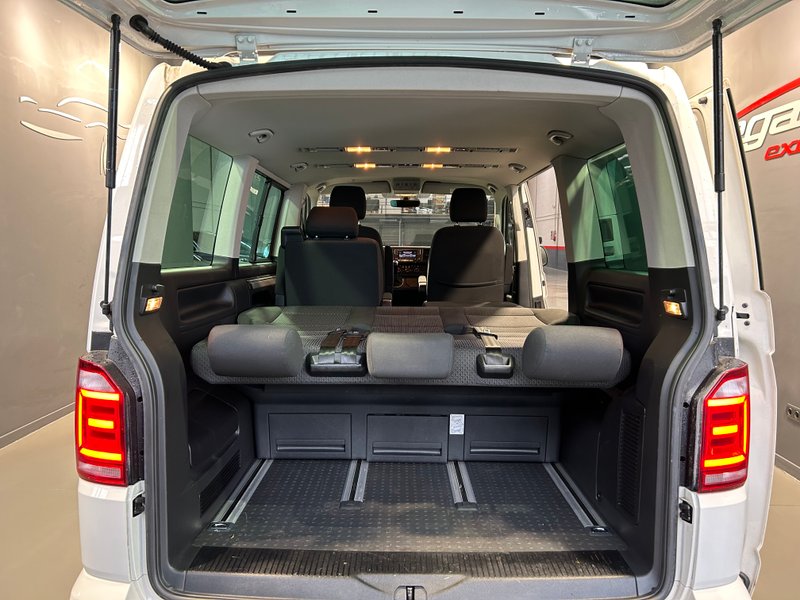 Volkswagen Multivan 2015, foto 9