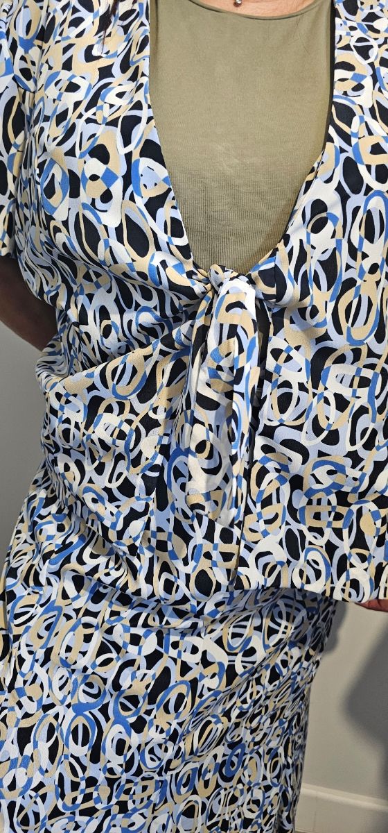 Traje señora dos piezas.falda y chaqueta verano