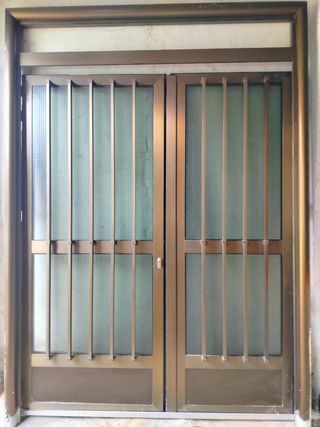 Puerta de aluminio 