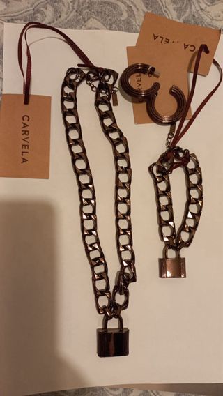 Conjunto collar,pulsera y pendiente tipo candado