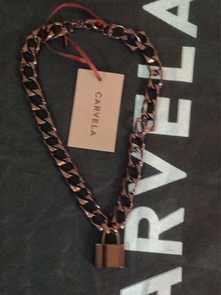 Conjunto collar,pulsera y pendiente tipo candado