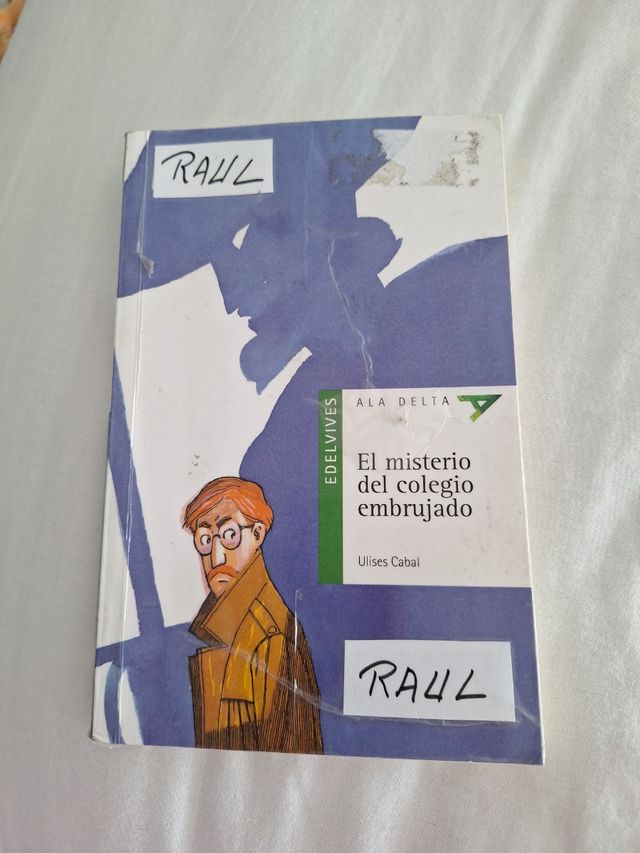 El misterio del colegio embrujado