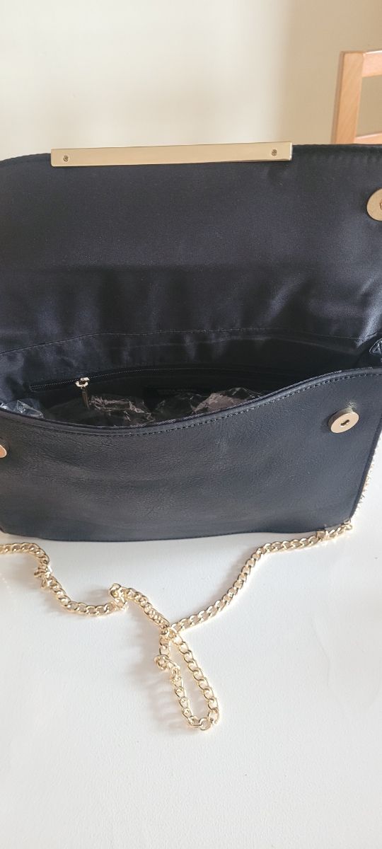 Bolso negro y blanco