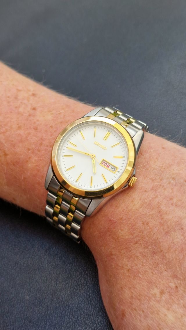 Reloj Seiko modelo 7N43 hombre