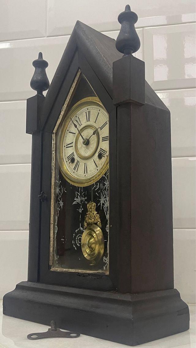 ANTIGUO RELOJ CAPILLA ANSONIAC 1880