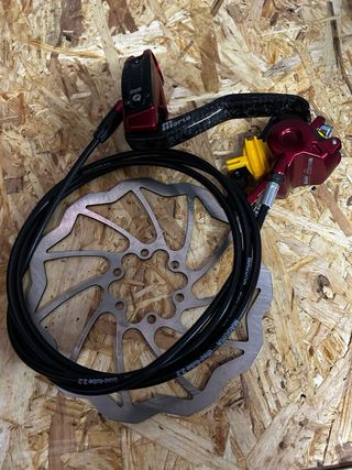 Magura Marta SL delantero