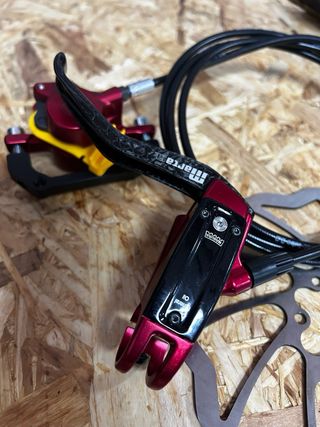 Magura Marta SL delantero