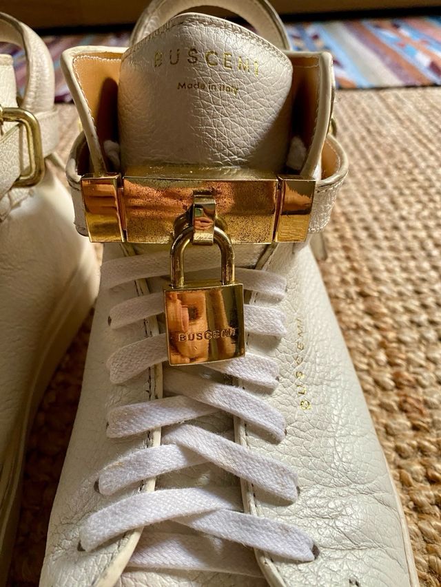 Zapatillas de piel Buscem