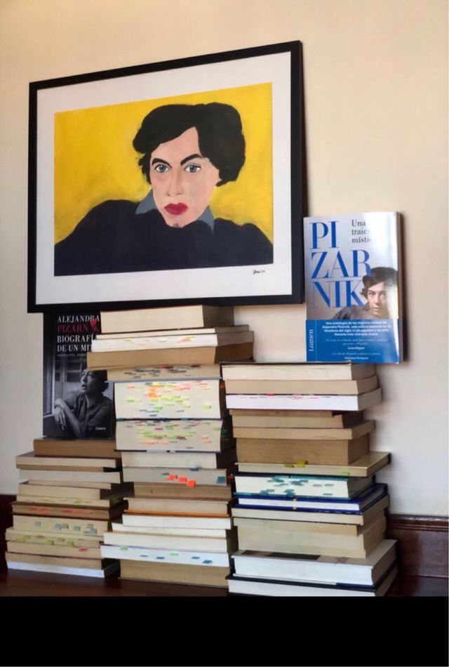 Libreria decorativa Pizarnik, formato A3, con poesie