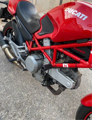 Ducati Monster 620