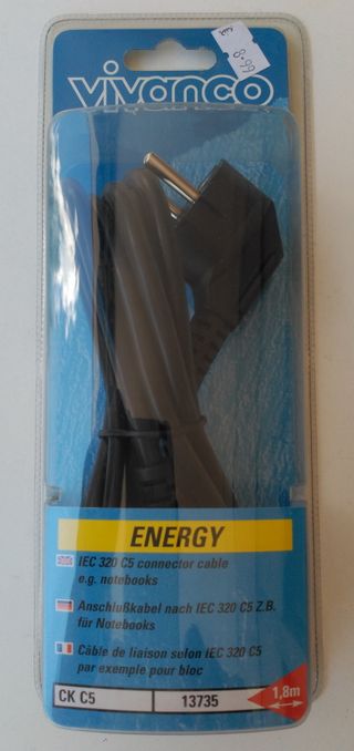 Cables variados para ordenador